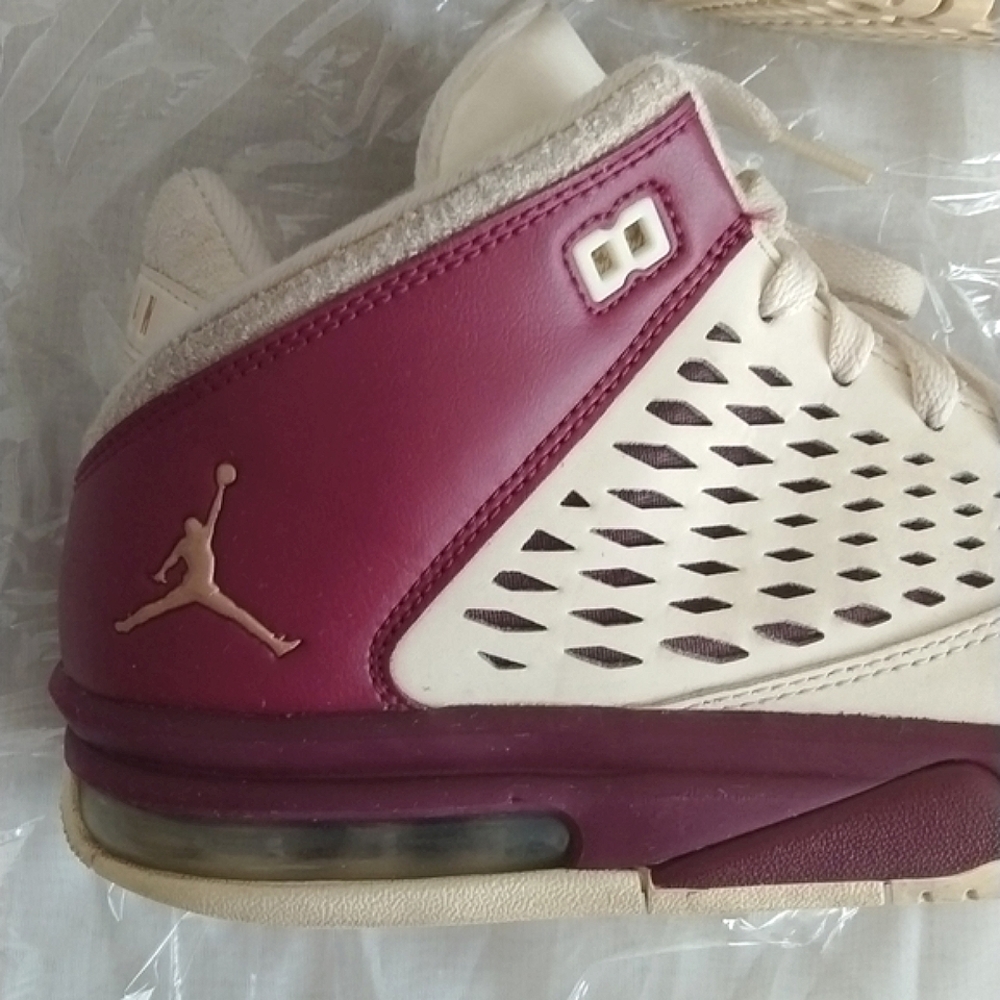 Jordan 4 Flight Origin - Picture 7 of 15